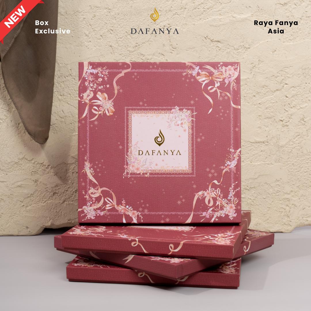 [BOX ONLY] 𝐃𝐀𝐅𝐀𝐍𝐘𝐀 - Exclusive Hard Box Kotak Jilbab Hampers Kado Premium Merah Burgundy