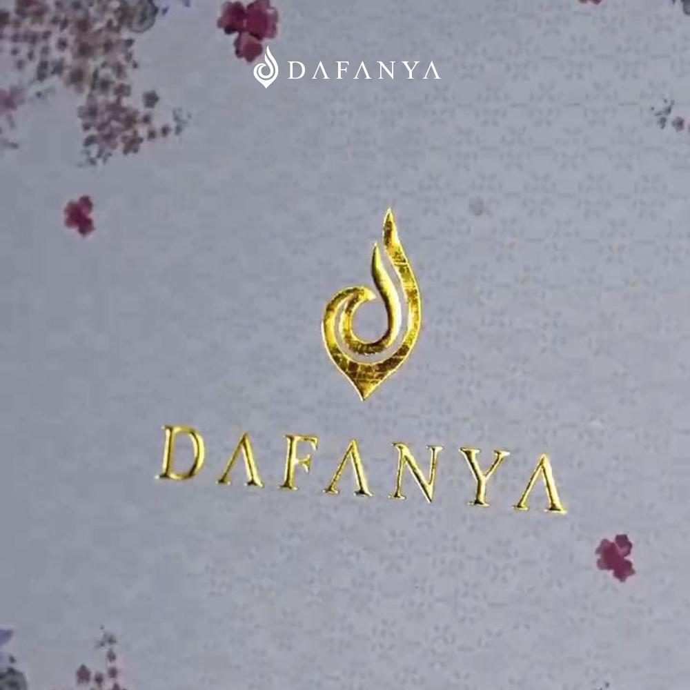 [BOX ONLY] 𝐃𝐀𝐅𝐀𝐍𝐘𝐀 - Exclusive Hard Box Motif Bunga Kotak Jilbab Hampers Kado Premium Putih