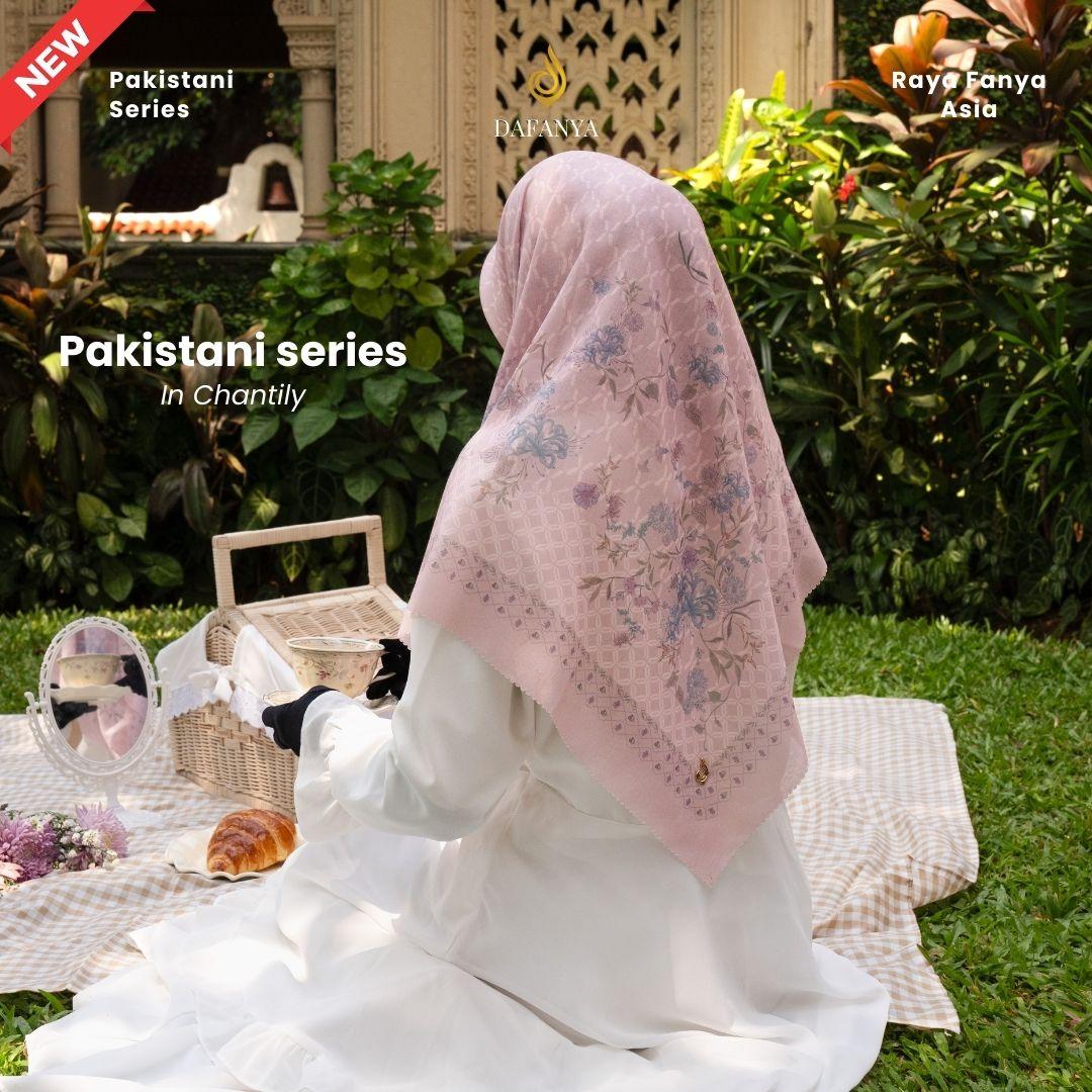 𝐃𝐀𝐅𝐀𝐍𝐘𝐀 - Syari 130x130 Pakistani Series Jilbab Motif Floral Kerudung Segi Empat Hijab Scarf bahan Voal Laser Cut Rayafanya Edition